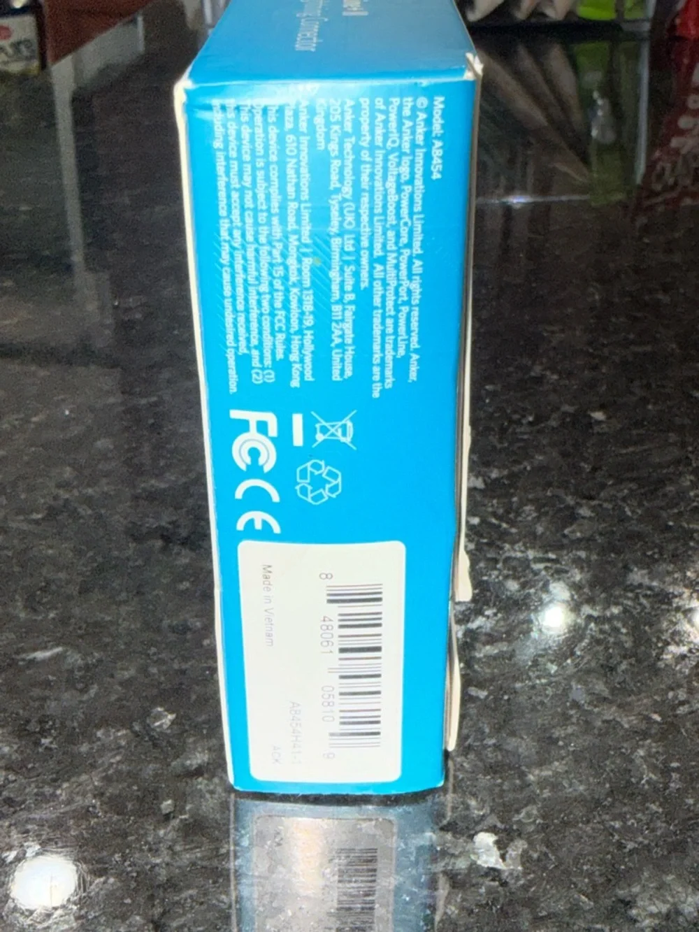 Anker White and Blue PowerLine+ II Lightning Cable Packaging